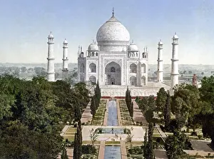 Mahal: Taj Mahal Agra, India, 1890s