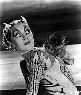 Stella: THE TALES OF HOFFMANN