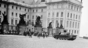 Liberalization: Tank - Prague Castle - Hradcany