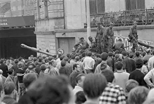 Liberalization: Tank - protest - Brno