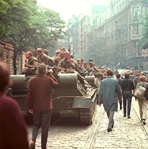 Libor: Tank - protest - Prague