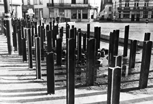 Access: Tank traps in the hinterland of the Atlantic Wall, 1943
