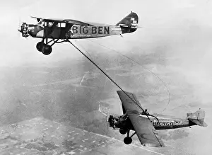 Refueling: Tanker aircraft in service, 1929