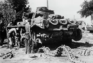 Neubauer: Tanks in repair - Eastern Front, 1941