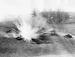 Bring: Tanks on terrain, 1925