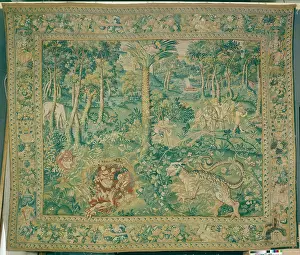 Enghien: Tapestry with animals and hunters