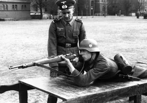 Carbine: Target practice in the Jaegerkaserne Kolberg, 1941