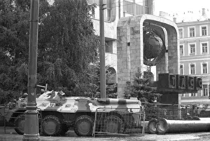 Buldakov: TASS building, 1991