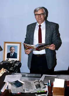 Kravchenko: TASS director Leonid Kravchenko, 1990