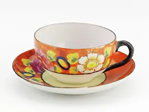 Teacup: Tea cup and saucer