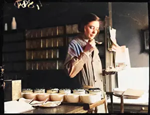 Taster: TEA TASTING 1930S