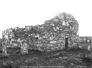 Sligo: Teampull Molaise Or the Monastery, Inishmurray