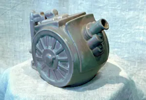 Belisha: Teapot in the shape of a Howitzer artillery gun, WW1