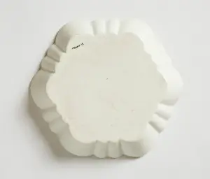 Hexagon: Teapot stand
