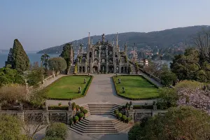 Iles: Teatro Massimo, Gardens, Isola Bella, Lake Maggiore