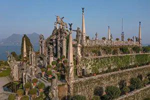 Iles: Teatro Massimo, Gardens, Isola Bella, Lake Maggiore
