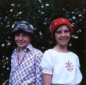 Cheesy: TEENAGERS 1970S