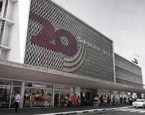 Gurion: TEL AVIV AIRPORT