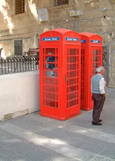 Kitted: TELEPHONE BOXES/MALTA