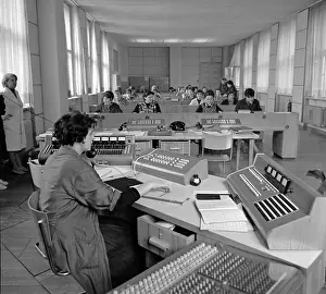 Krulis: Telephone operators