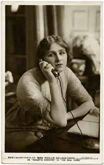 Neilson: Telephone on Stage