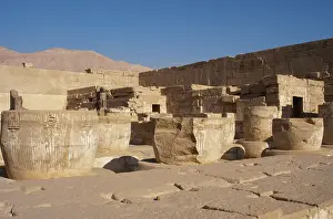 Thebes: Temple of Ramesses III. Ruins. Egypt