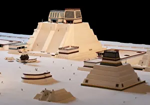 Huitzilopochtli: Templo Mayor model, Museo Nacional de Antropologia