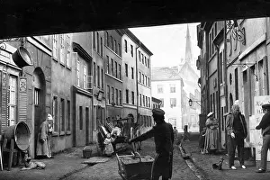 Backyard: Tenements in Berlin, beginning of the 20th century