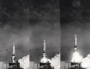 Icbm: Test launch of a Convair SM-65 Atlas A ICBM
