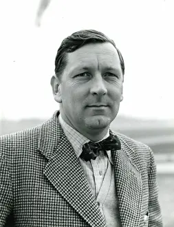 Fraes: Test pilot Alfred William...Bill... Bedford, OBE, AFC, FRAe