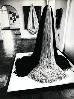 Owns: Textile sculpture by Claire Zeisler, exhibition in Zurich