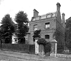 Huxley: TH HUXLEY/ST JOHNS WOOD