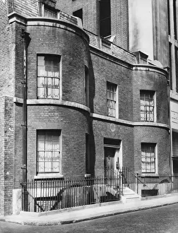 Makepeace: THACKERAY'S HOME