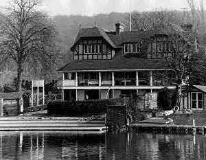 Ad Lib Studios: THAMES BOATHOUSES