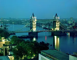 Nagele: The Thames and Tower Bridge, London