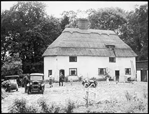 Roadhouse: THATCHED ROADHOUSE