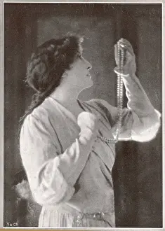 Upwards: THEATRICAL POSE