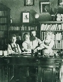 Herzl: Theodor Herzl and his children