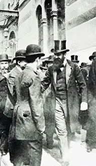 Synagoge: Theodor Herzl in front of the Synagoge of Basel