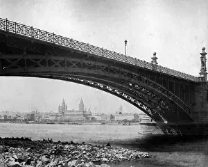 Heuss: Theodor Heuss Bridge, Mainz, Germany