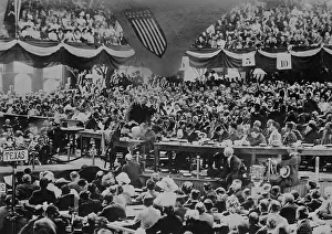 Lcgr1705: Theodore Roosevelt addressing the Progressive National