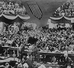 Newsmen: Theodore Roosevelt addressing the Progressive National