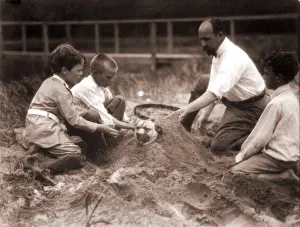 Sagamore: Theodore Roosevelt's sons, Quentin and Archie, ?