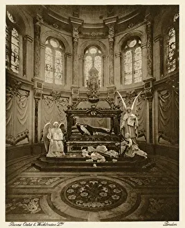 Carmelite: Therese's tomb