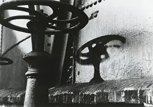 Bleached: Thermic rays imprinted a permanent shadow of