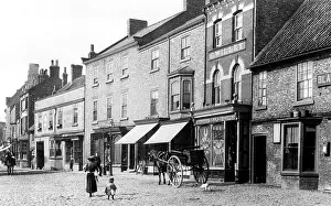 Thirsk: Thirsk Market Place early 1900s
