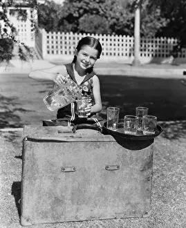 Pitchers: THIRST QUENCHER