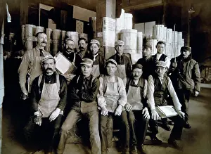 Menss: Thirteen Workers Inside Warehouse