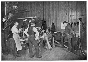 Floorboards: THOMAS EDISON/ILZ C1900
