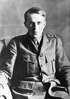 Faisal: Thomas Edward Lawrence, Lawrence of Arabia